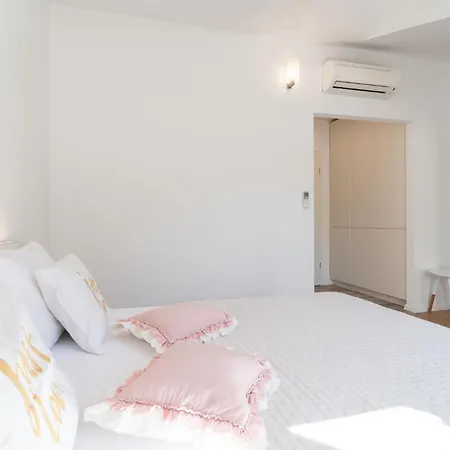Apartment 2 Bedroom Lovely In Hvar *